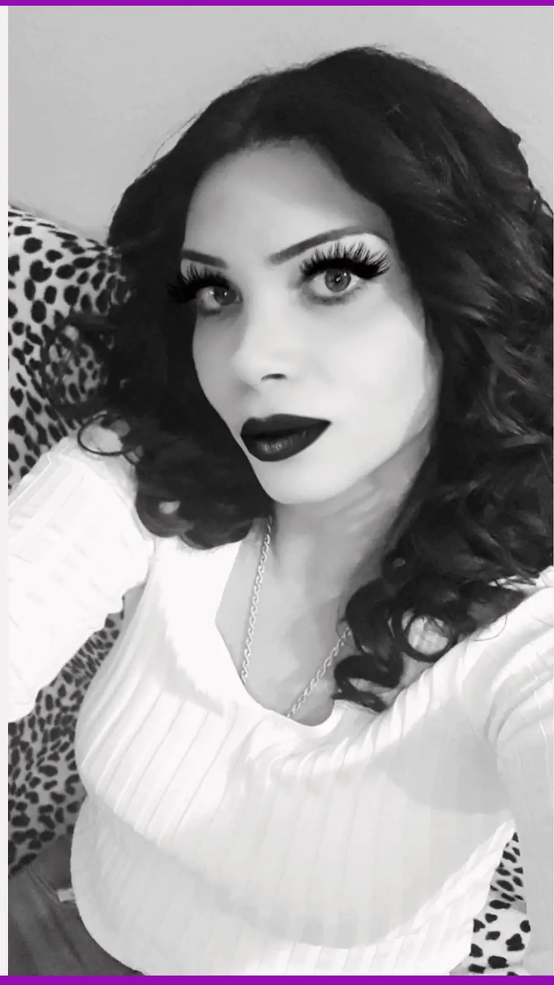 Ankara escort makalesi için kütüphane görseli 23, 01 portre